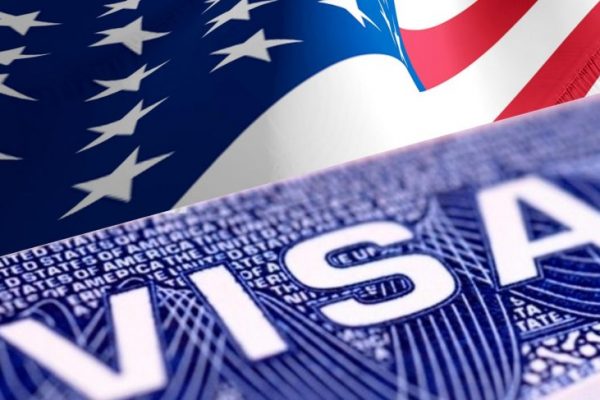 Eagan Immigration’s detailed guide on the process of extending H-1B visas, including essential steps for obtaining a green